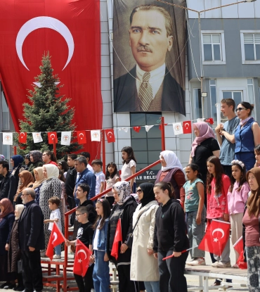 19 Mayıs Atatürk'ü Anma Gençlik ve Spor Bayramı Kutlu Olsun.