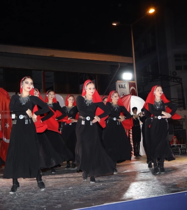 20. Uluslararası Halk Dansları Festivali Büyük Çoşkuyla Gerçekleştirdik.