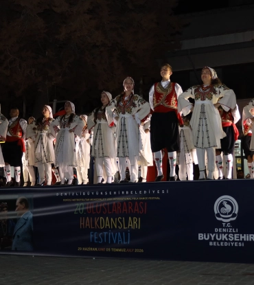 20. Uluslararası Halk Dansları Festivali Büyük Çoşkuyla Gerçekleştirdik.