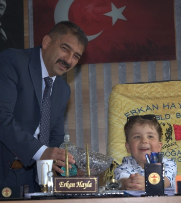 23 Nisan Ulusal Egemenlik ve Çocuk Bayramı kutlu olsun!