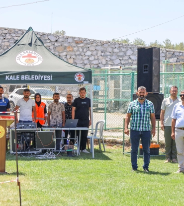 29. Geleneksel Kaledavaz Biber Festivali ve Halk Konserleri kapsamında 1. Kaledavaz Karakucak güreşlerimizi büyük bir coşkuyla gerçekleştirdik.