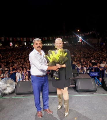 30. Geleneksel Kaledavaz Biber Festivali ve Halk Konserlerimizde Meydanlara Sığmayan Bir Atmosfer Yaşadık.