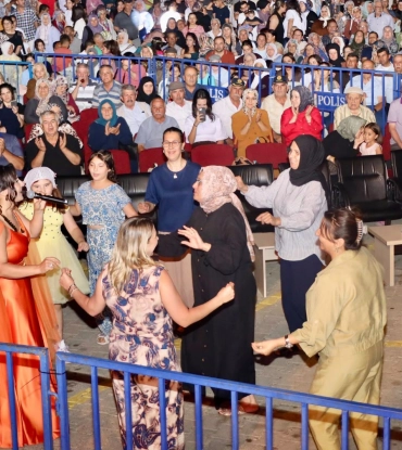 30. Geleneksel Kaledavaz Biber Festivali ve Halk Konserlerimizde Meydanlara Sığmayan Bir Atmosfer Yaşadık.
