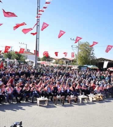 İKİNCİSİ DÜZENLENEN GÖLBAŞI KARAGÖL ZEYTİN VE KÜLTÜR SANAT FESTİVALİMİZİ GERÇEKLEŞTİRDİK
