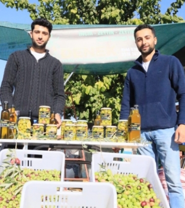 İKİNCİSİ DÜZENLENEN GÖLBAŞI KARAGÖL ZEYTİN VE KÜLTÜR SANAT FESTİVALİMİZİ GERÇEKLEŞTİRDİK
