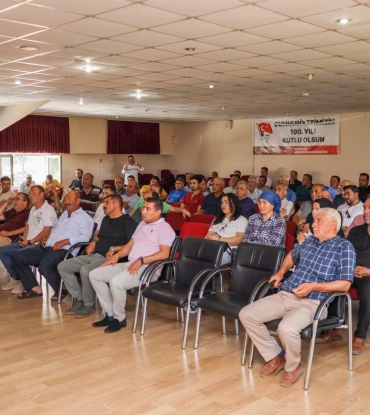 TÜTÜN ÜRETİCİLERİYLE TÜTÜN FİRMALARI BULUŞTU.
