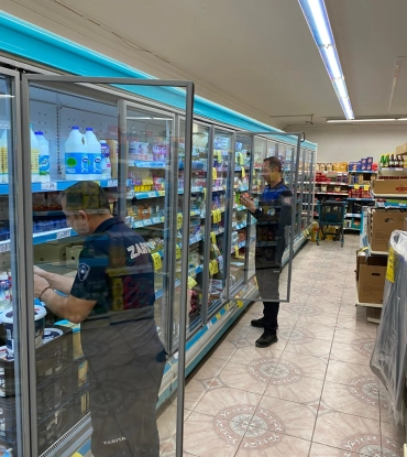 Zabıta Ekiplerimiz Tarafından Market Denetimi Gerçekleşti