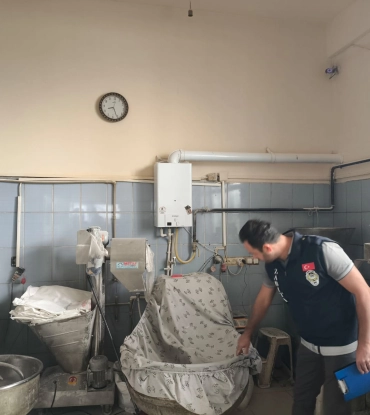 Zabıta Müdürlüğü ekipleri fırın denetimi yaptı.